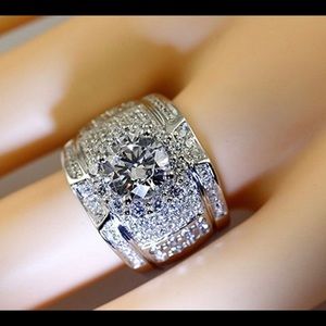 Gorgeous 2.2ct Simulated Diamond Ring